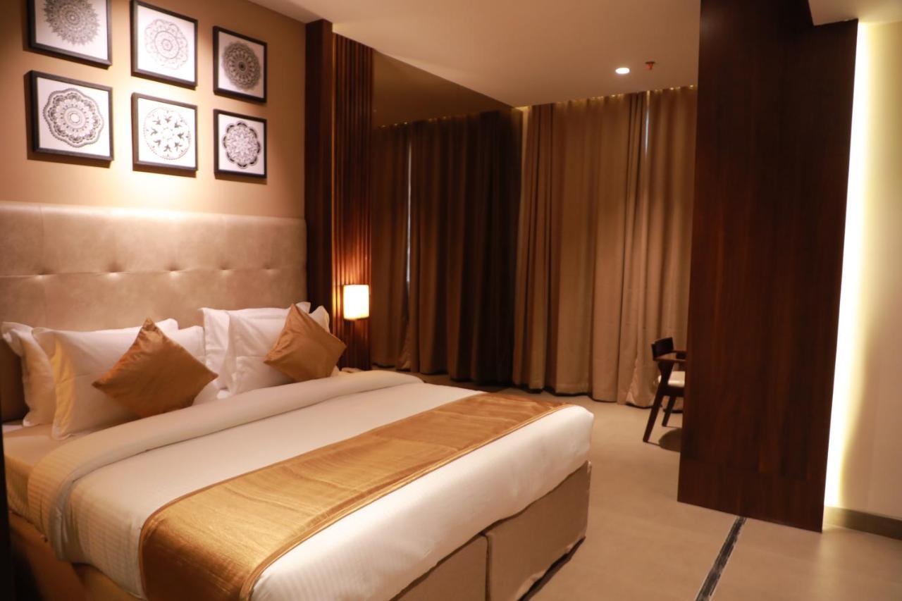 קאנור Magnet Hotel מראה חיצוני תמונה