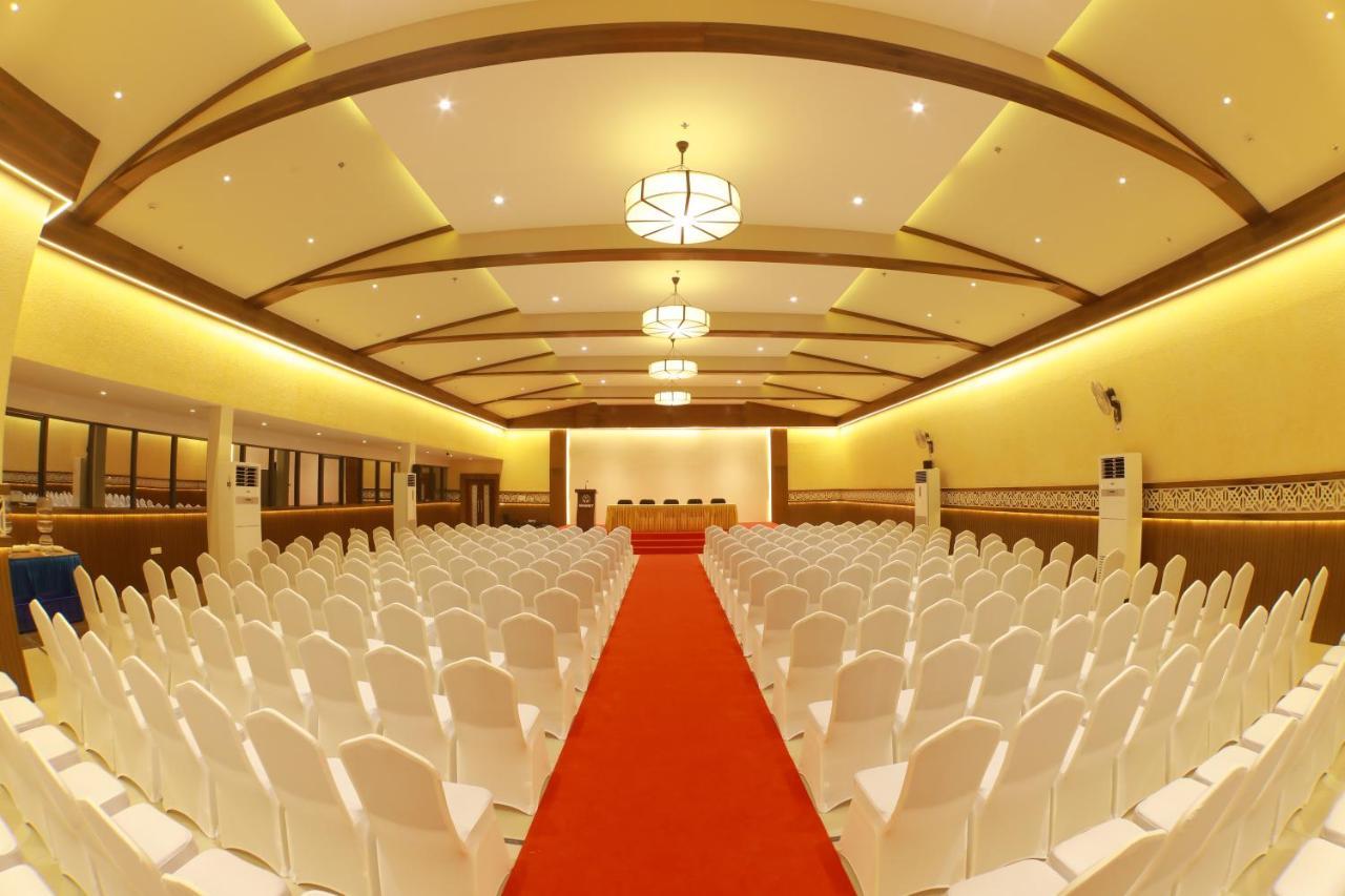 קאנור Magnet Hotel מראה חיצוני תמונה