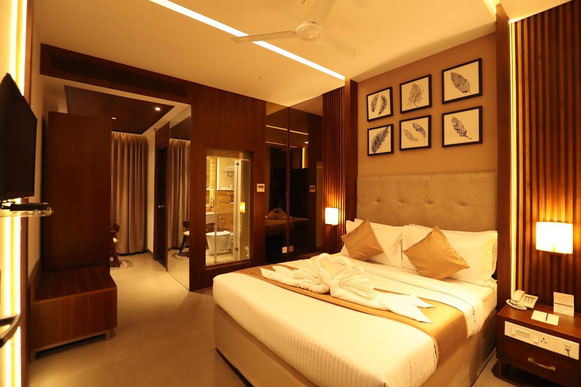 קאנור Magnet Hotel מראה חיצוני תמונה