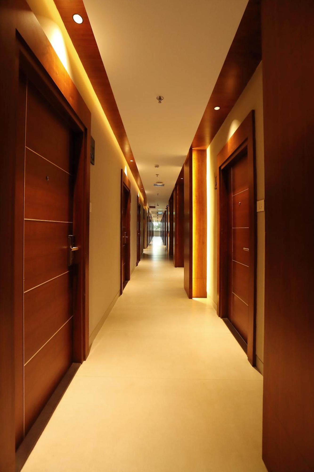 קאנור Magnet Hotel מראה חיצוני תמונה